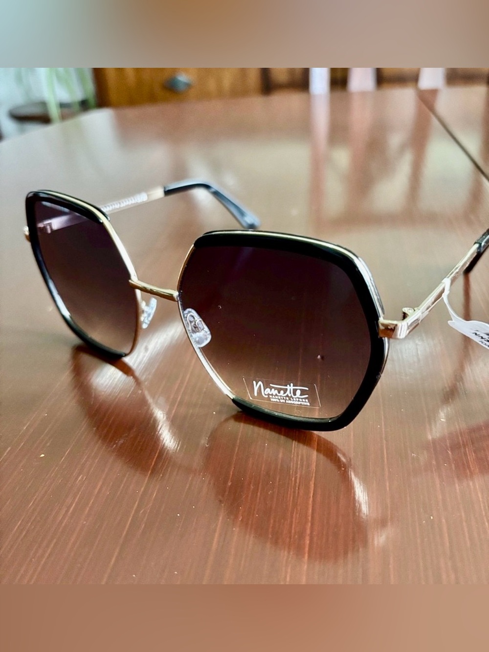 Nanette Lepore Gold Metal & black hexagonal frame/gradient,100% UV protection